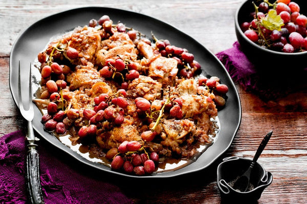 Chicken Braised With Grapes
