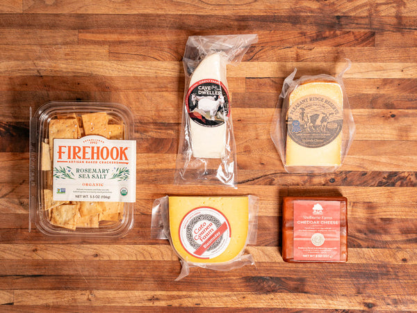 ARTISAN CHEESE BOARD